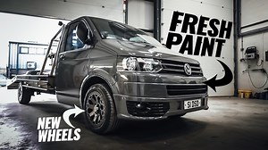 After 5 years of ownership, it's about time we gave our trusty T5 Recovery a bit of TLC! A full freshen up on the cabs paintwork, along with new Black Rhino Wheels Warlord Wheels and Yokohama Tire BluEarth Tyres all round... And that's just the beginning! Wheel / Tyres Specs: Black Rhino Warlord 17x8 ET35 Yokohama BluEarth-Van 225/55/R17 109-107H Paint Colour: Volkswagen Pure Grey LH7J Darkside Paint and Body Current Specs: https://www.darksidedevelopments.co.uk/transporter-t5-recovery-truck-2-5