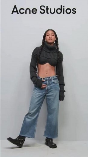 Willow Smith Edgy Rock Star Abs Look @ Paris FW Show #willowsmith #fashionpolice #paris #fw24