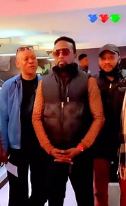 L’artiste Werrason avec les Combattants de Londres . 👉🏾 Instagram/Snapchat: @VoiceOfCongo | Voice of Congo