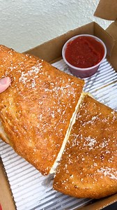 🔥 Crave the crust that made us famous? Jet’s Detroit-Style is built different. Thick, airy dough caramelized to perfection with that golden, crispy edge. Loaded with premium toppings, gooey cheese all the way to the corners, and a flavor that delivers in every bite. Once you taste Detroit-Style done right, there’s no going back. 🍕💚❤️ | Jet's Pizza