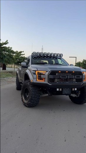37x13.5 Nitto Mud Grapplers on Ford Raptor #automobile #offroading #raptor #offroad