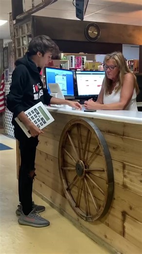 238K views · 2.8K reactions | Negotiating with a big Calculator | Brendenlmao | Facebook