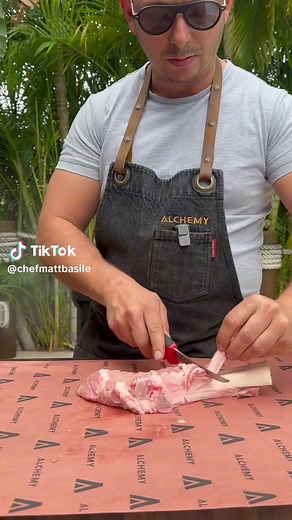 Delicious Veal Chops with Fresh Mozzarella Recipe