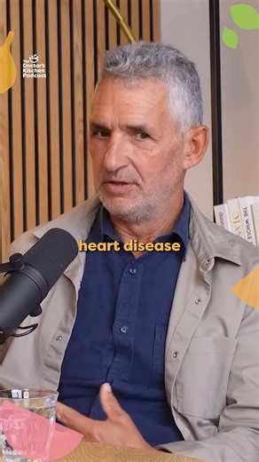 Tim Spector: Drinking #coffee every day can reduce heart disease by 20-30%. #healthylifestyle #caffeine | The Doctor's Kitchen