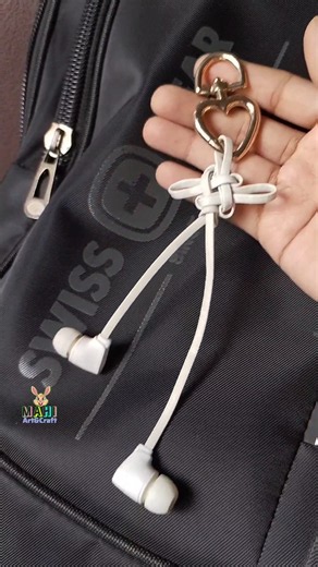 DIY headphones knot keychain ✨🎧 #shorts #mahiartandcraft #craft #love #art #diy