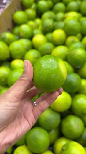 How to Pick the Best Limes: A Guide from a Mexican Gentleman