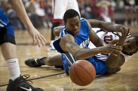 What Is a Loose Ball Foul in Basketball? Rules and Penalties – Coaching Kidz