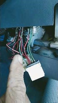 Mitsubishi Montero Sport 2002 parking light repair