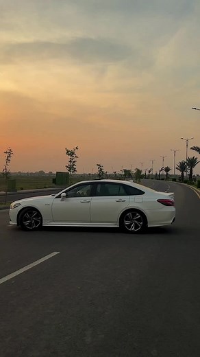 👑 #crownlovers👑 #carslover #viralvideo #foryou