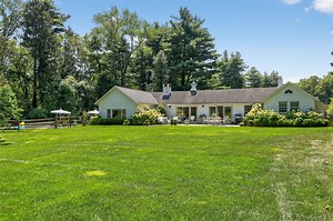 760 Chicken Valley Rd, Locust Valley, NY 11560 - MLS 905294 - Coldwell Banker