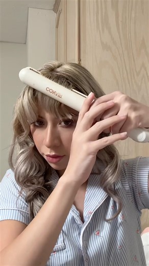 Do my hair with me !! 💗💕#bangs #hairstyle