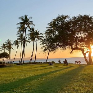 69K views · 10K reactions | Maui Sunset At Kamaole Beach I tonight. I have so much to be thankful for. Wishing you all a wonderful evening. #gratitude | My Own Maui | Facebook