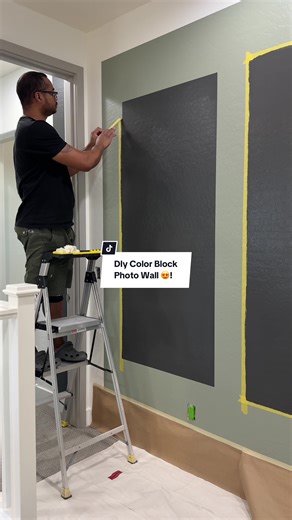 Color Block Photo Wall DIY Ideas for Your Home