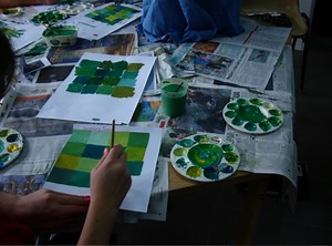 A Lesson for Kids to Learn About Monochromatic Colors