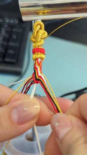 A Chinese knot with beautiful color scheme #chineseknot #bracelet #energy