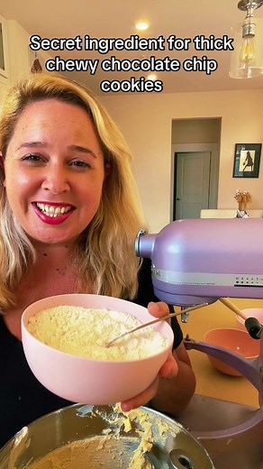 Bake it with Mel on TikTok