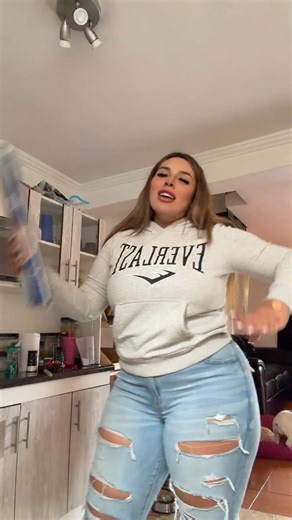 Tamii Andrea 🧸🎀 on Instagram: "ALFIIINN #chile #humor #comedia"