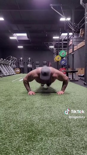 Intense Prison Bodybuilder Fitness Challenge: Pushup Workout