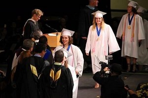 Congratulations to the Perry Hall High Class of 2017! 🎓🐊 Graduation gallery: https://www.flickr.com/photos/bcps/albums/72157684454865166/with/34653802910/ | Baltimore County Public Schools