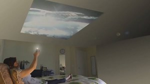 Der wahrscheinlich kleinste HD Beamer mit ANDROID den es gibt (y) Wie wäre es einfach mal auf der Decke den neuesten Film anzuschauen :) GIBT'S HIER ➡ http://amzn.to/2bBBKTG | MÄNNERSPIELZEUG