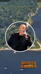 Billy Joel’s $16.9M Oyster Bay Waterfront Mansion Explore the spectacular $16.9 million waterfront mansion of music legend Billy Joel in Oyster Bay, New York! This stunning property features luxurious amenities and breathtaking views, making it a true masterpiece. With expansive living spaces and a perfect blend of elegance and comfort, this home reflects Joel’s extraordinary lifestyle and artistic spirit. #BillyJoel #OysterBay #LuxuryHomes #WaterfrontProperty #CelebrityRealEstate #LongIsland #D