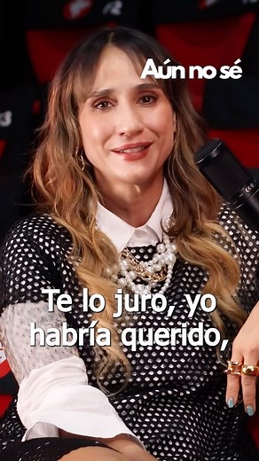 Cecilia Navia on Instagram: "Esta entrevista fue una delicia y una belleza, por eso quiero dejárselas por aquí🙏🏼🤍♾️🔥 La pueden ver completa en YouTube… Sólo entran a esta cuenta @aunnosepodcast en la biografía está el enlace al canal. Gracias amigo mío @edwinmayaoficial por este ratito tan miau😌 Loviuuuuu"