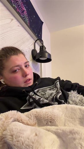 emily🫛 (@emilyray0912)’s videos with Falling - Harry Styles