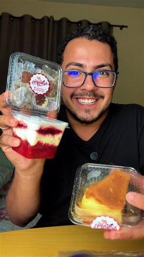 Bora comer doce: combo especial com bolo no pote e pudim