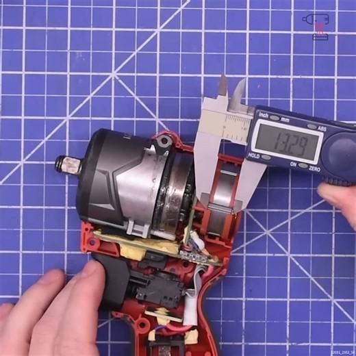 Milwaukee Sub-Compact VS Snap-on, M12 stubby #ToolTesting #TestingTools #Torque #ToolBox | Torque Test Channel