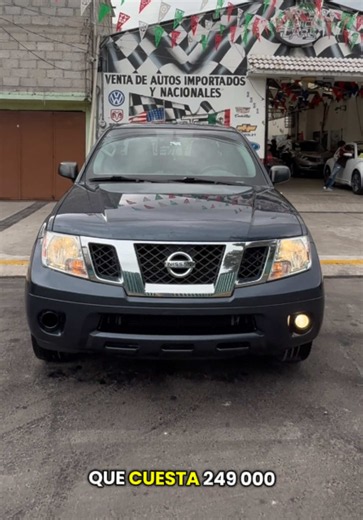 ✅ DISPONIBLE ✅ ✨ NISSAN FRONTIER SV 2017 ✨ 🛻 Pickup doble cabina, con motor V6 y capacidad para combinar trabajo y uso diario. 🔧 MOTORIZACIÓN * Motor V6 de 4.0L * 261 caballos de fuerza * 281 lb-pie de torque * Transmisión automática de 5 velocidades * Tracción trasera 4x2 * Motor a gasolina ⭐ EQUIPAMIENTO DESTACADO * Cabina doble para 5 pasajeros * Rines de aluminio * Ventanas eléctricas * Seguros eléctricos * Acceso remoto sin llave * Volante con ajuste de altura * Ventana trasera corrediza 
