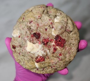 White Chocolate Raspberry Cookies – Soft Chewy Homemade Cookies, Gourmet Dessert Gift Box, Fresh Baked Raspberry Treats by Foxxicookies - Etsy