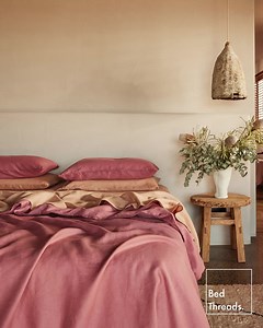 Hi! We're Bed Threads. ✨ Our heirloom-quality 100% French Flax Linen is crafted from the finest natural fibres, and keeps you cool in summer, warm in winter and adjusts as your body's temperature does. But don't just take our word for it. Join over 450,000 happy sleepers... and see what the fuss is about for yourself. ☁️ | Bed Threads