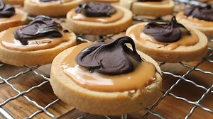 12K views · 83 reactions | If you like TWIX you'll love these Caramel...