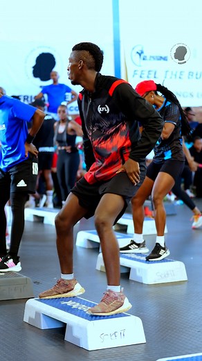 Nkululeko and Muzi on step box class | South African Aerobics