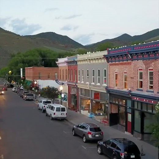 Plan your family getaway in Buena Vista & Salida, Colorado. What do you love about these places? | Mount Princeton Hot Springs Resort