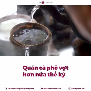 15M views · 150K reactions | Cà phê Ba Lù bán gần 70 năm trong chợ Phùng Hưng quận 5, trải qua nhiều thế hệ quán vẫn duy trì kiểu rang xay bằng củi thêm rượu để tạo mùi thơm đặc trưng.  Cập nhật tin tức đời sống, xã hội: https://goo.gl/aY8N6N #VnExpress | VnExpress.net | Facebook