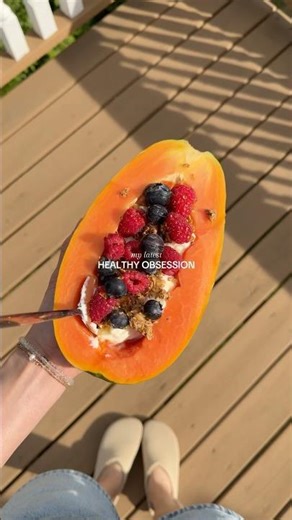 Let’s make papaya bowls 🧡✨ #papayabowls #healthysnack #recipe #easyrecipe #food