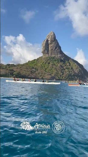 Canoa Havaiana em Noronha
