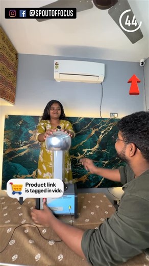 OutofFocus on Instagram: "My Family vs Van de Graaff Generator ⚡🤣 Hair Standing Challenge #outoffocus #offsquad"