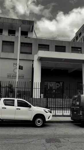 Con Raíces denunciamos al cartel de las importadoras de gasolina: Shell, Texaco y Puma.Que son responsables del altísimo precio de la gasolina en Guatemala, que es mucho más que los aumentos del precio internacional del petróleo.