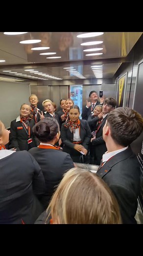 Staff Travel Tips for EasyJet Cabin Crew