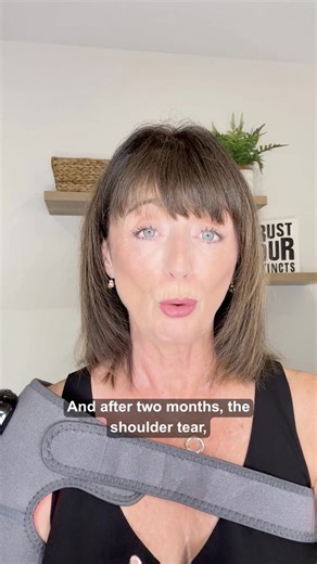 I couldn’t even hang out the washing without pain. Every lift, every reach, my shoulder screamed in pain. A rotator cuff tear and bursitis had me in tears. I tried everything: ice packs, osteo, rest. Nothing worked. Until I discovered Infrared Therapy. The BePainFree™️ Infrared Shoulder & Knee Brace changed everything. Within days, that deep ache started to ease. My shoulder felt freer, stronger, and I could finally get back to doing the things I love and was able to sleep comfortably again. Thi