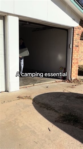 Surprising Picnic Table Inside a Briefcase