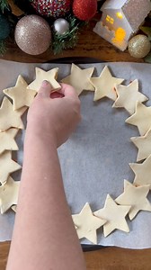 Pesto Puff Pastry Wreath | My Fussy Eater