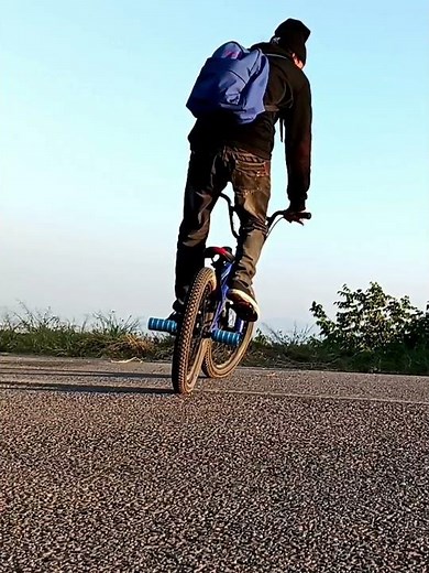 Episode 6 Improvement / BMX Trip And Practicing Manual #Bmx #Bmxlife #Bmxstreet #Day_6 #Wheelie