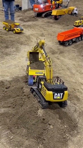 RC JCB machine powerful action🔥testing details l remote control JCB #dumper #truck #ytshorts#rccars