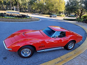 Red Beautiful Corvette C3 Hides a Numbers-Matching 427 Engine Under the Hood