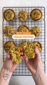 🌽 EASY VEGAN BLW HIDDEN VEGGIE MUFFINS 🥕 Vegan BLW 🌱 6 months 👶🏼 12 muffins INGREDIENTS: 1 medium carrot (grated) 1 medium zucchini/courgette (grated and squeezed to remove excess water) 1/2 cup/80g of corn kernels (mash with a fork prior for under 12 months) 2 spring onions finely chopped (sub with 1/4 of a brown or red onion, diced) 2 cups/320g of flour (we use 1 cup wholewheat & 1 cup of plain) 1/3 cup/20g of nutritional yeast 1.5 tsp of baking powder 1/2 tsp of baking soda 1 Tbsp of mix