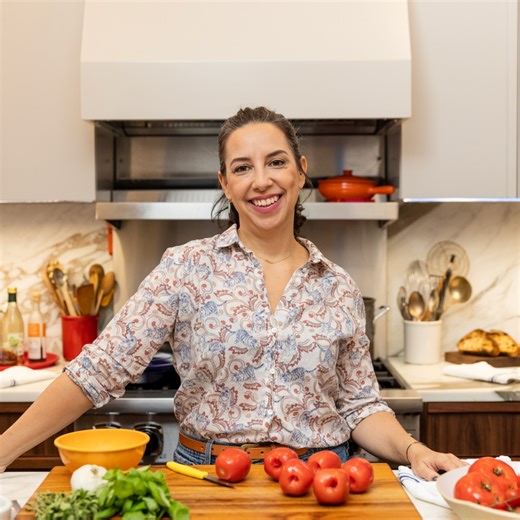 6.4K views · 118 reactions | From heirloom tomatoes to heirloom recipes, chef Carla Lalli Music shares some of her family’s most treasured Italian dishes in her new workshop, A Chef’s Guide to Italian Cooking. Cook along with Chef Carla Lalli Music streaming only on the #MagnoliaApp. #MagnoliaWorkshops | Magnolia Network | Facebook