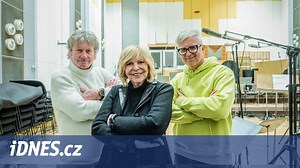 Neměla jsem ji moc ráda, říká Zagorová o písni Můj čas. Hit nazpívala znovu - iDNES.cz